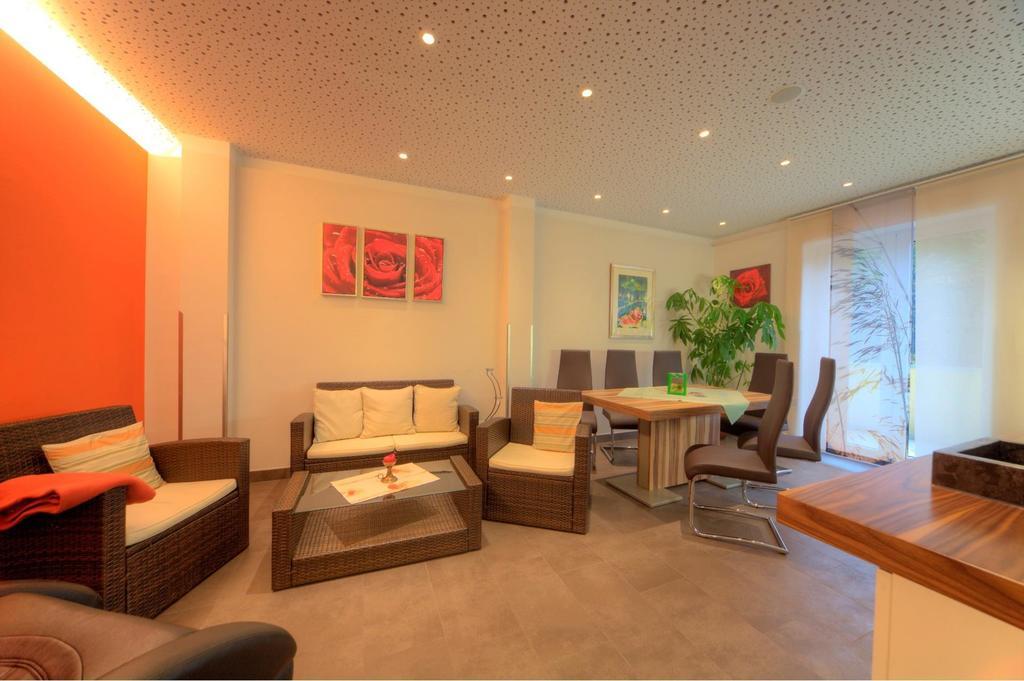 Parkhotel Neubauer Bad Sauerbrunn Eksteriør billede